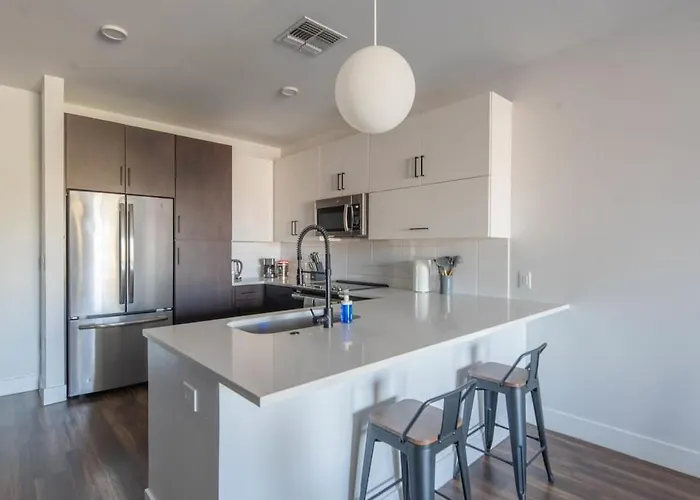 Spotless 1bd - Pool, Gym, Parking, W-d - Sleeps 4 Appartement